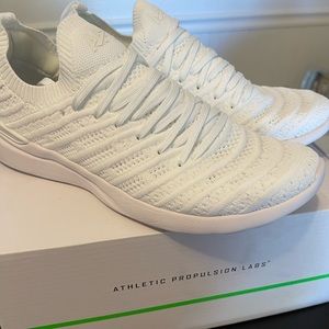 APL TECHLOOM Wave White